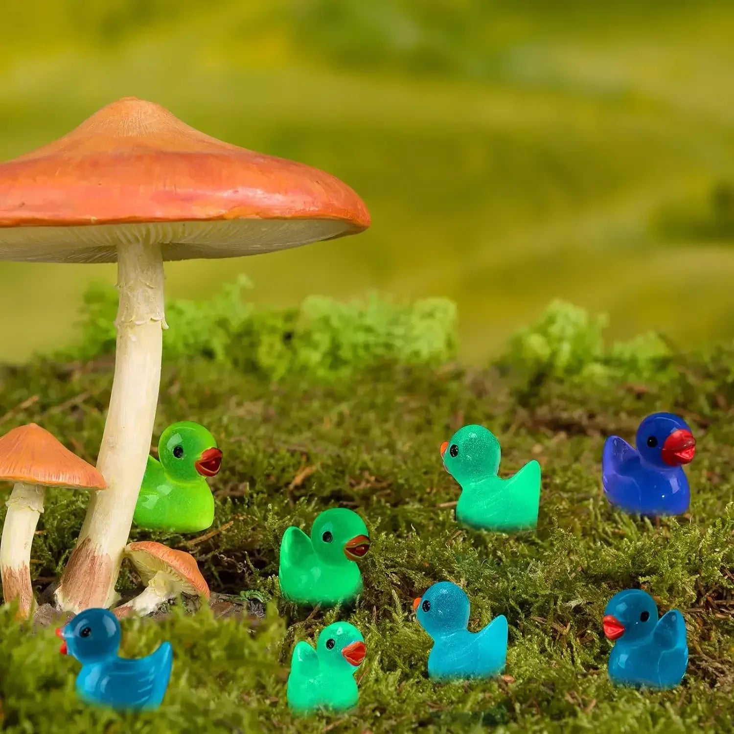 100-50pcs Luminous Mini Ducks Moss Microlandscape Miniature Duck Figurines Fairy Garden Access Home Decor Glow in The Dark