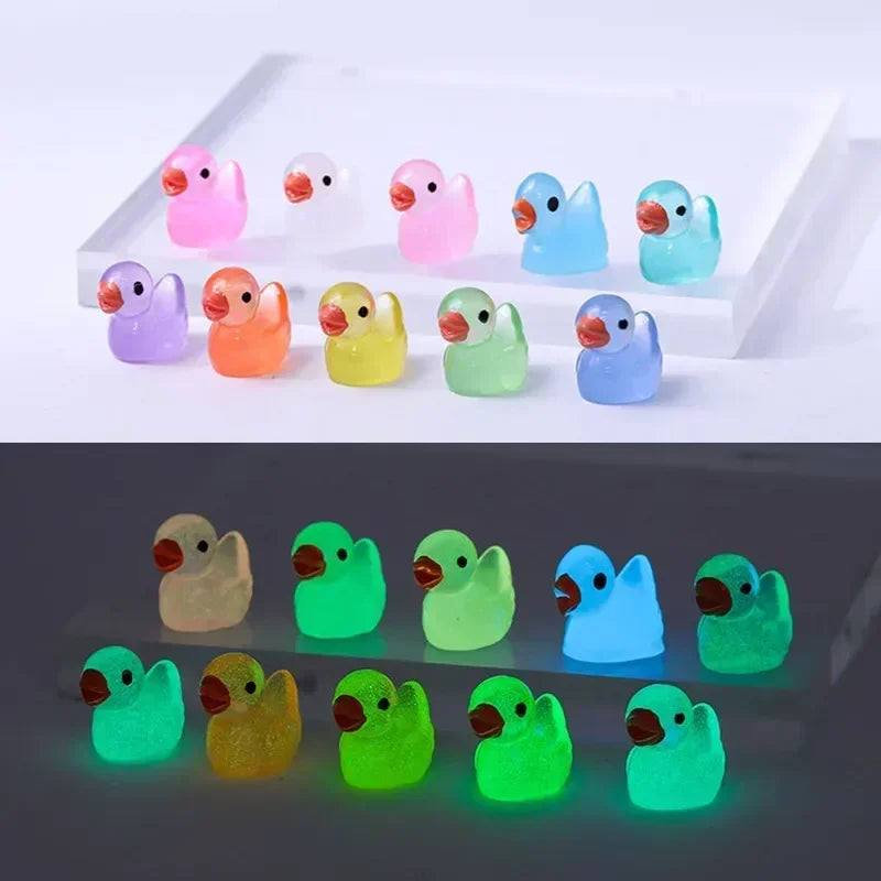 100-50pcs Luminous Mini Ducks Moss Microlandscape Miniature Duck Figurines Fairy Garden Access Home Decor Glow in The Dark